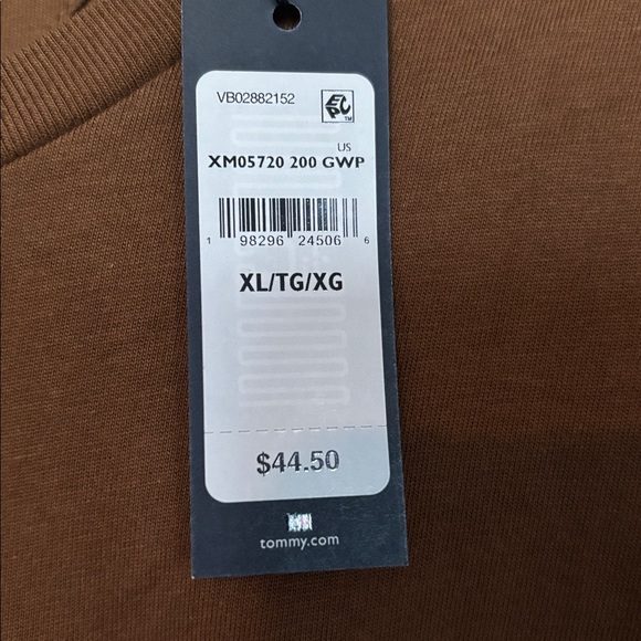 NWT Tommy Hilfiger Men’s Short Sleeve Baseball Tshirt Size XL - Picture 4 of 5